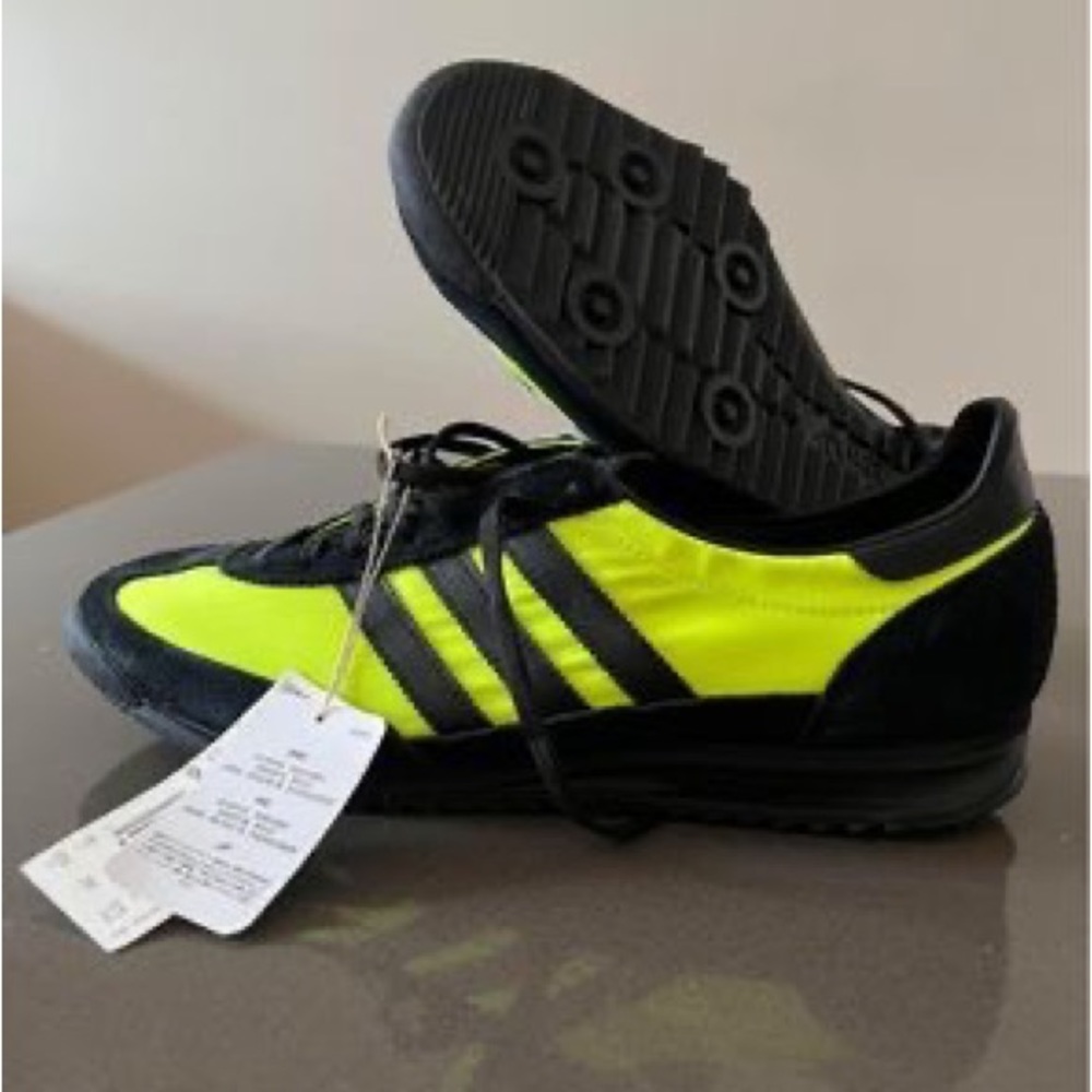 Adidas Original Men Shoes Size 10.5